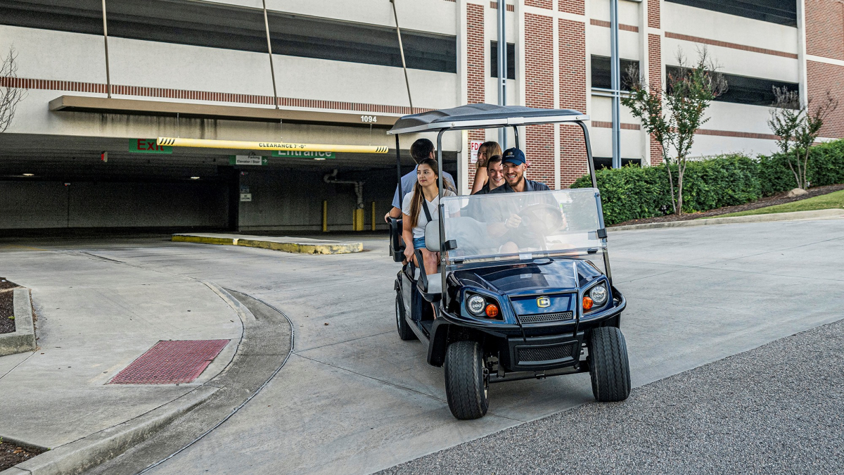 Cushman Shuttle 6, 6 Passenger Vehicle