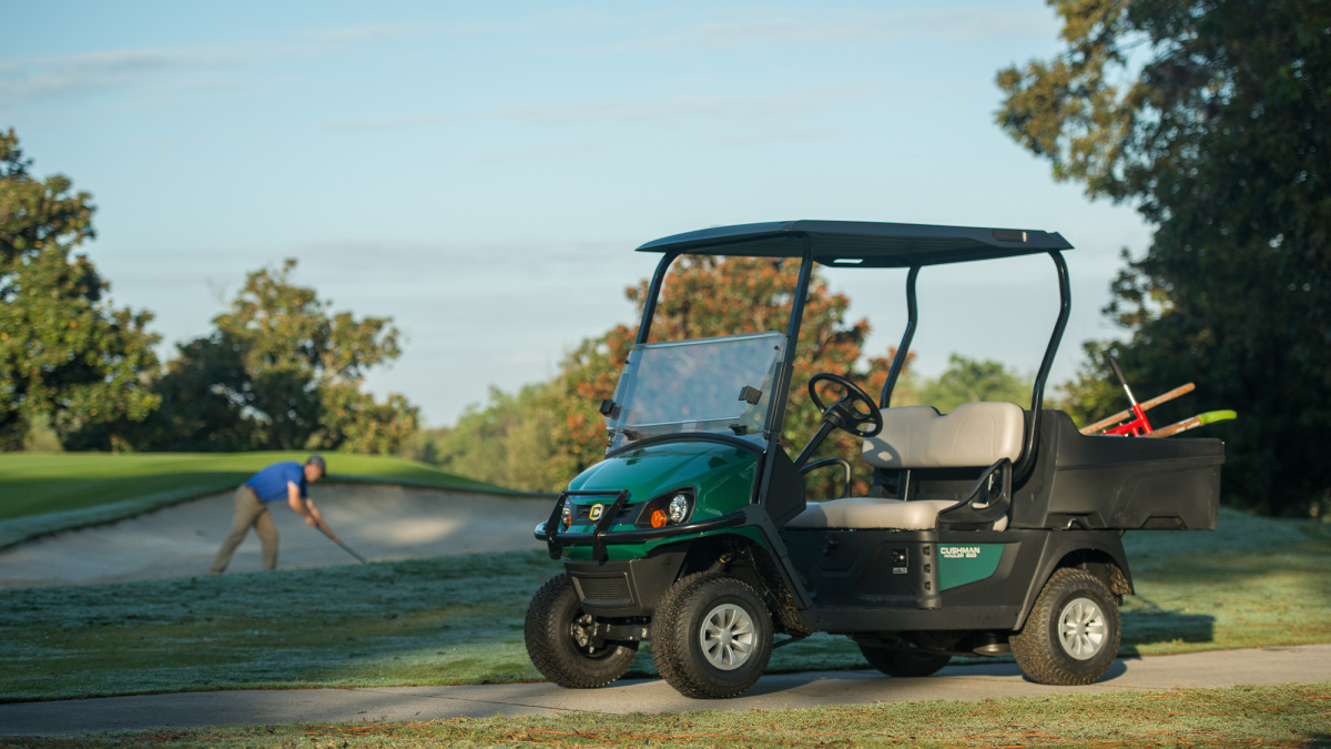 Cushman Hauler 800 Golf Utility Vehicle