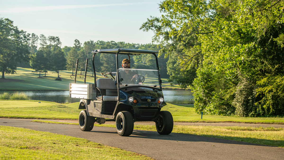 Cushman Hauler PRO-X Golf Utility Vehicle