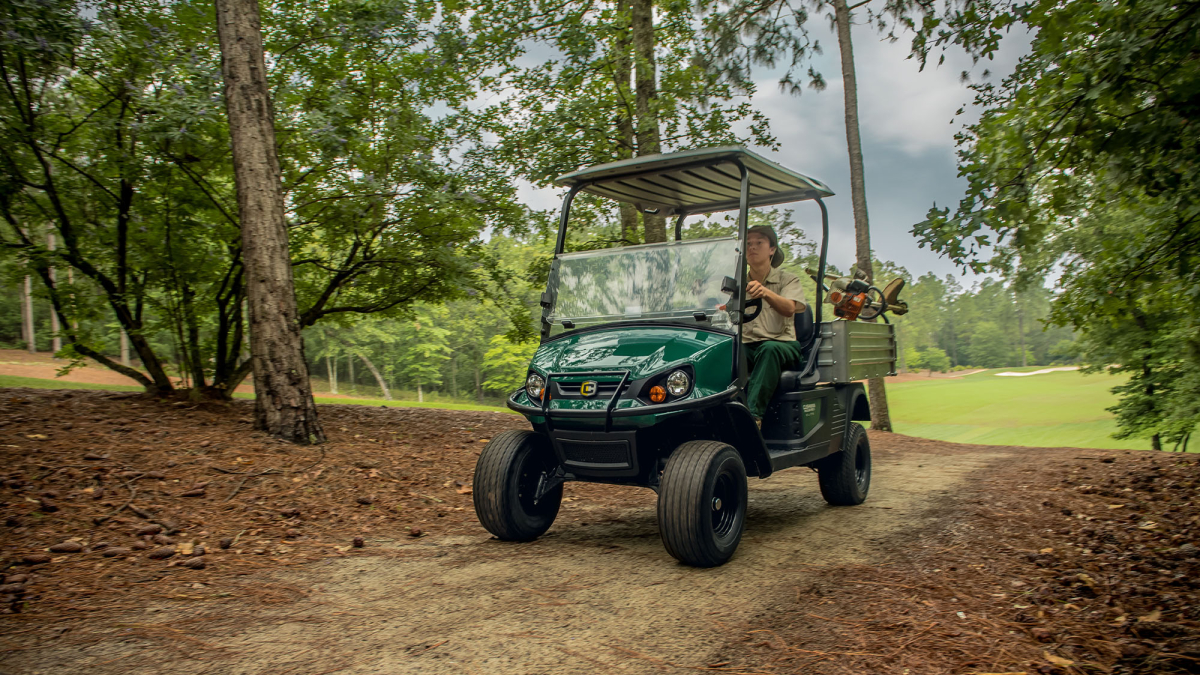 Cushman Hauler PRO-X Golf Utility Vehicle