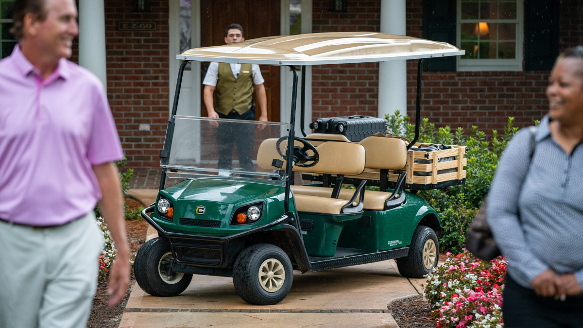 Cushman Shuttle 4, 4 Passenger Vehicle